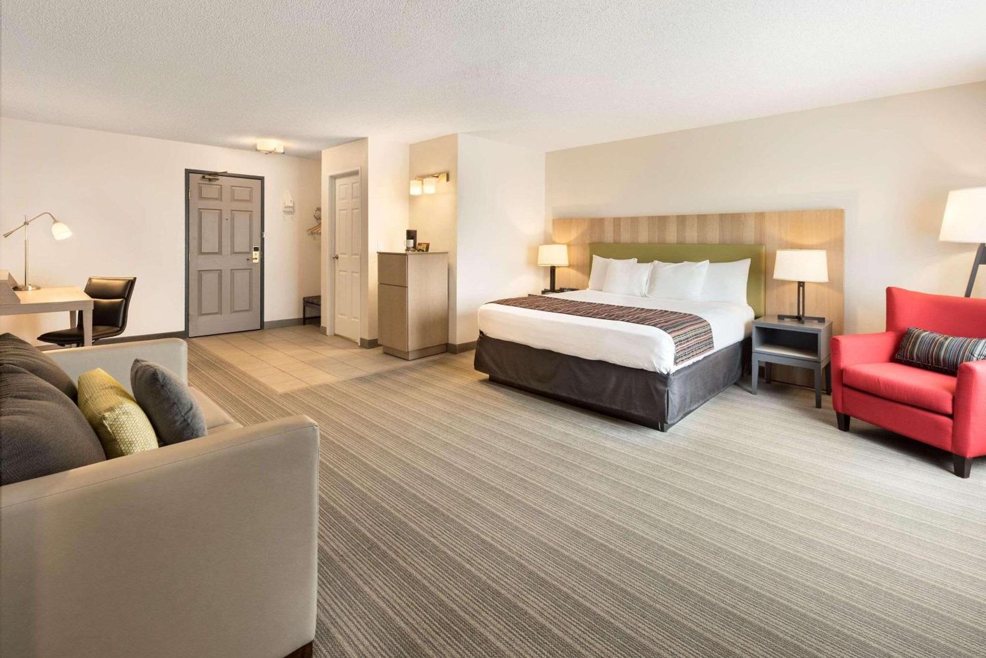 Country Inn & Suites By Radisson, Chippewa Falls, Wi Εξωτερικό φωτογραφία